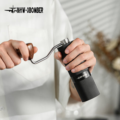 MHW-3BOMBER Racing M1 – Macinacaffè Manuale con Macine in Titanio 38mm e 24 Regolazioni