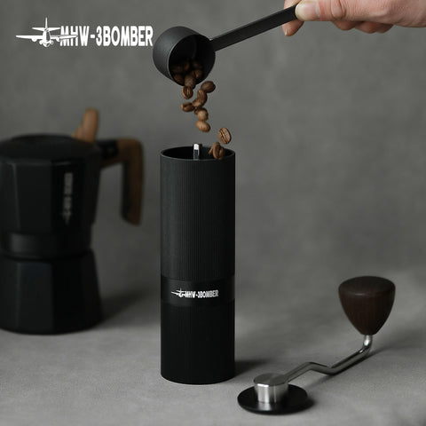 MHW-3BOMBER Racing M1 – Macinacaffè Manuale con Macine in Titanio 38mm e 24 Regolazioni